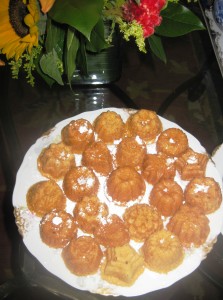 mini bundt cakes