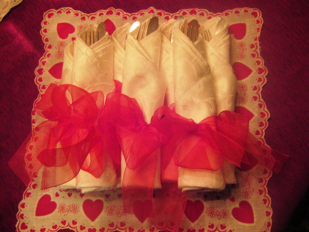 buffet cutlery in napkin fold